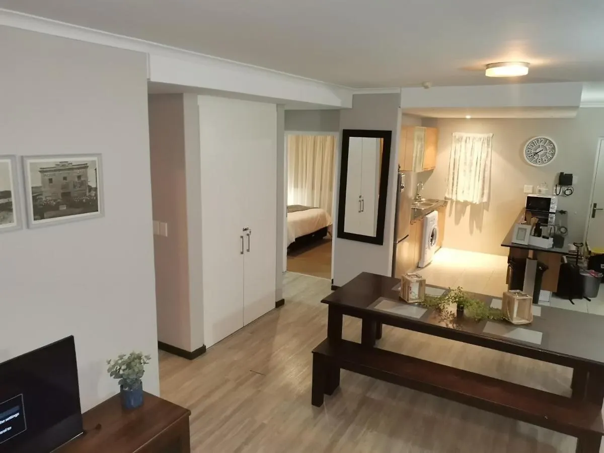 Apartment 104 Horizon Bay Bloubergstrand