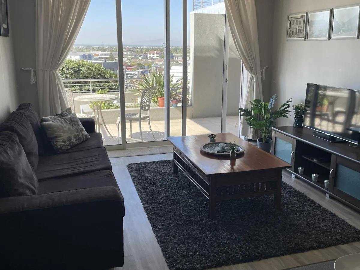 104 Horizon Bay Bloubergstrand Apartment