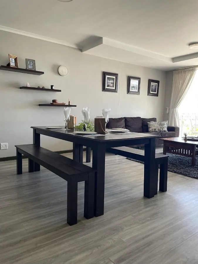 104 Horizon Bay Bloubergstrand